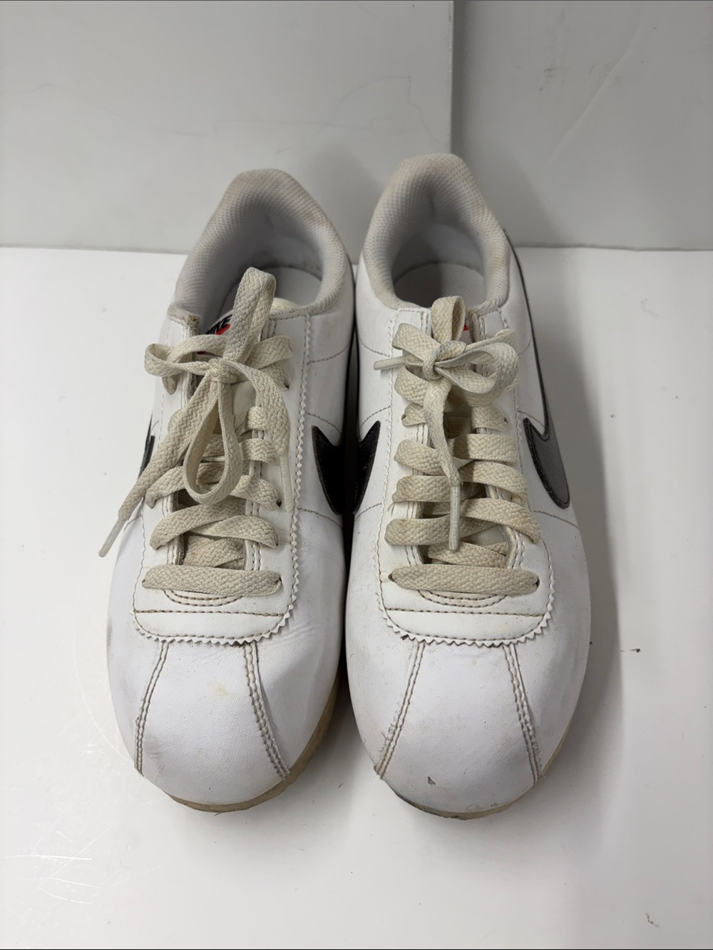 Used Nike Women’s Cortez leather sneakers Size 7